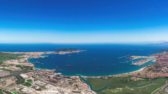 Circular Sailing Cruise from Sotogrande to the Strait of Gibraltar