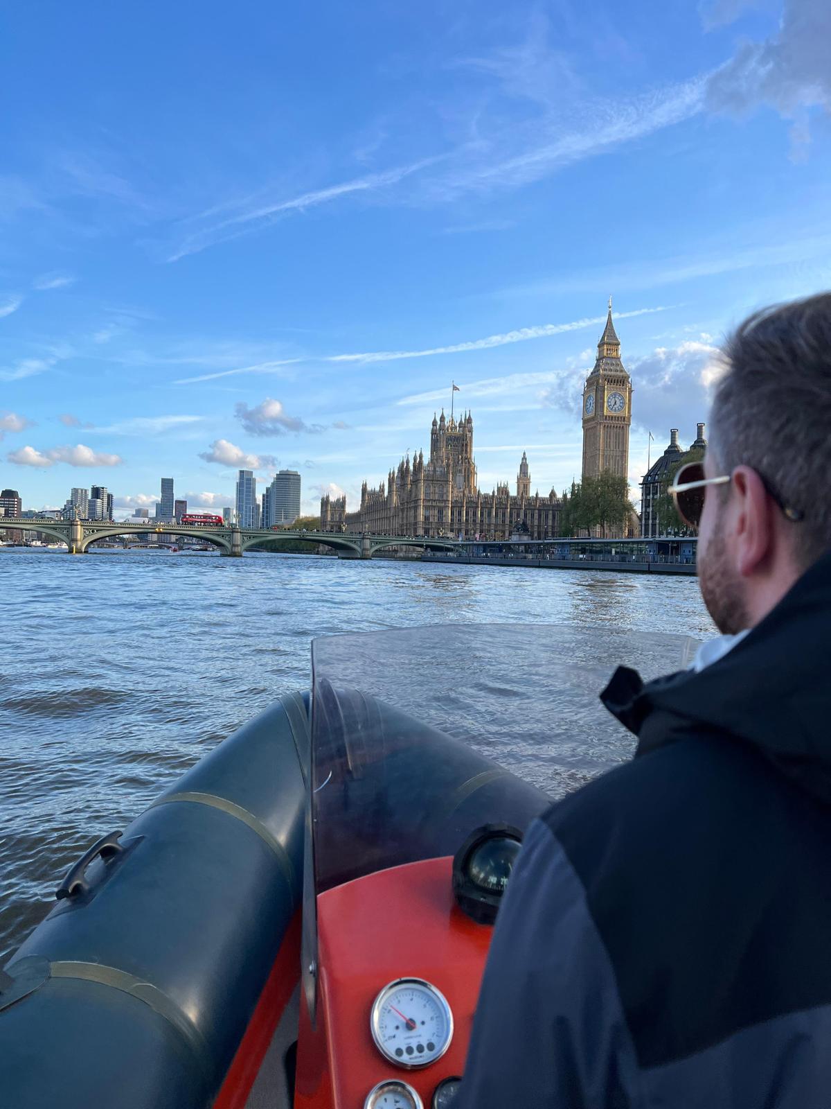 RYA Powerboat Level 2 on the Thames from Tower Bridge, listing photo